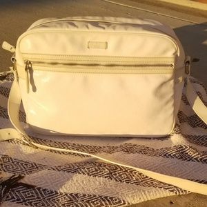 Gucci White Messenger bag with leather Strap
